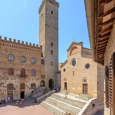Sangi Studio Apartment - With Amazing View Of The Duomo سان جيمينيانو المظهر الخارجي الصورة